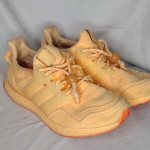 adidas X Ivy Park Ultraboost Neon Orange Unisex Size 6.5 Y  (8 Women's)